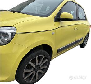 PER SOLI RICAMBI DA Renault Twingo III 1.0 gialla