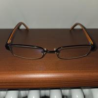 Occhiali vista completi di custodia