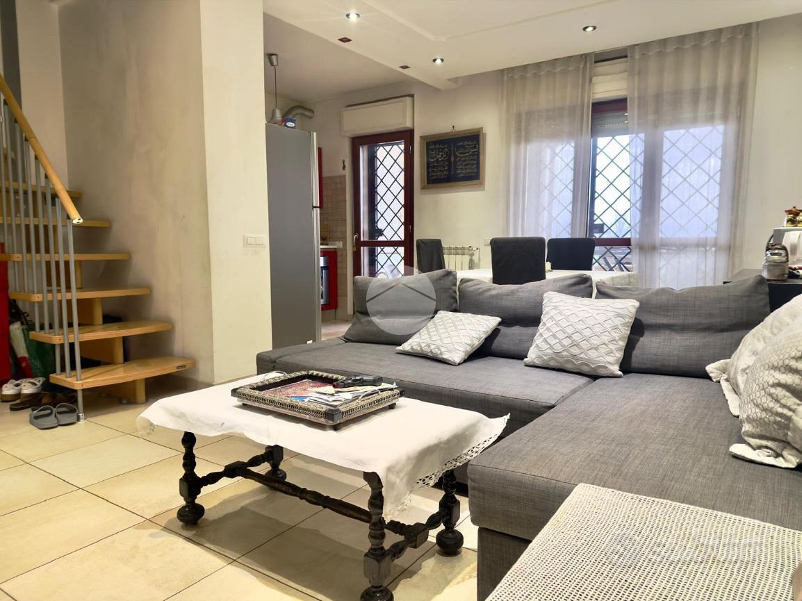 4 LOCALI A ROMA - Vista 6