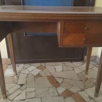 Scrivania Luigi XVI del 1960