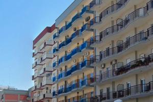 Bari, via Tenente De Liguori 5 vani