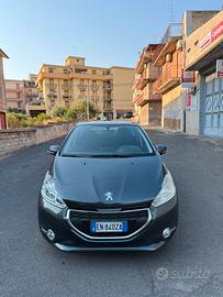 Peugeot 208 HDi 68 CV 5 porte