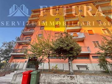Appartamento di 77 m² con 3 locali e posto auto a 