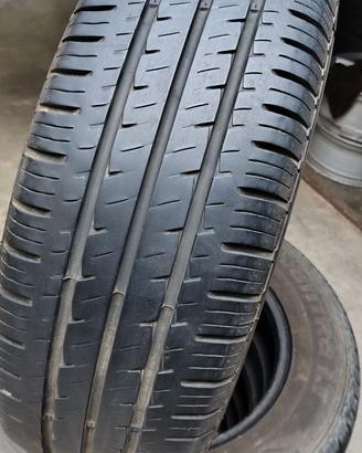 Gomme 215/65/16