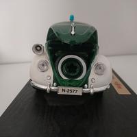 MAI31820G Maisto Volkswagen Export Sedan 1951 1/18