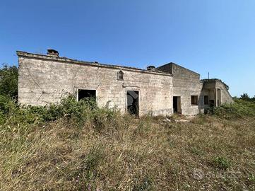 CASA DI CORTE A SANTERAMO IN COLLE