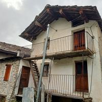 Casa di montagna con terreno