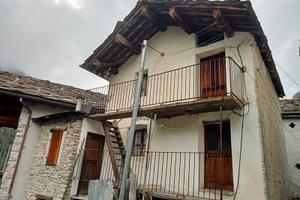 Casa di montagna con terreno