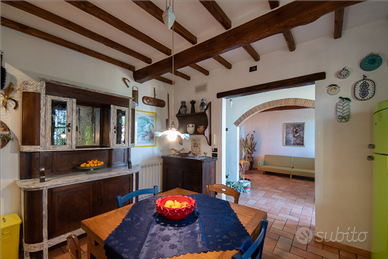 CARNEVALE Viareggio in collina splendida vista