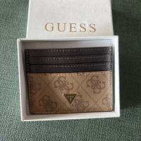 Portafoglio porta carte di credito Guess