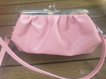 Borsa pochette rosa con chiusura a scatto 