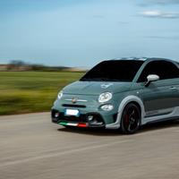 Abarth 695 70’ anniversario