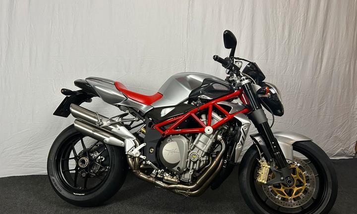 MV Agusta brutale 910