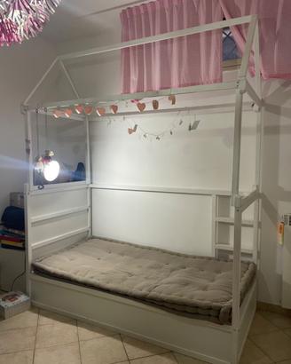 Letto singolo a baldacchino