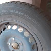 Gomme invernali 195/65 R15 con cerchi VW Passat