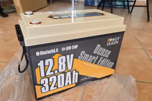 Batteria al Litio LifePo4 Powerqueen 320Ah 12v