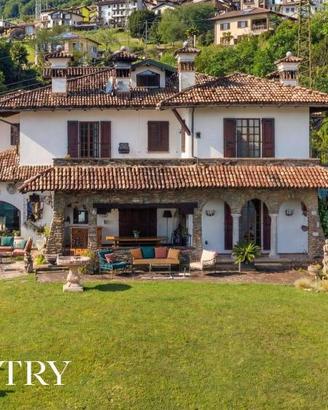 Villa di 750 m² con più di 5 locali e box auto dop