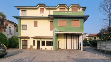 COMPLESSO A CASTEL MELLA