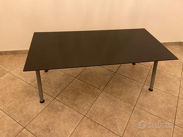 Scrivania in cristallo nero