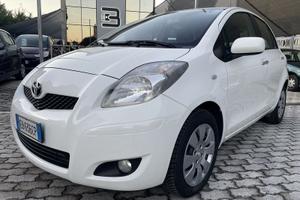Toyota Yaris 5p 1.3 dual Sol my10 facelift ID...
