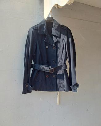 Giacca primaverile doppiopetto in cotone. 