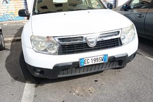 dacia duster 4700 trattabili