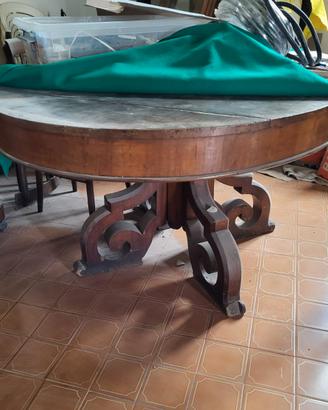 Tavolo d'epoca