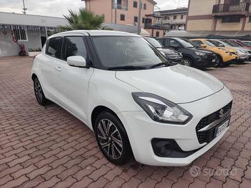 SUZUKI Swift 1.2 Hybrid Top