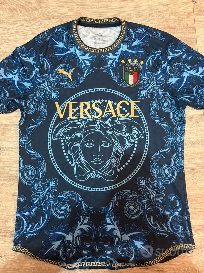 Maglia italia versace Sports e attrezzatura sportiva usata