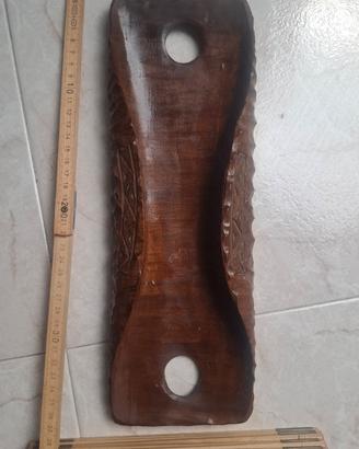 simpatico soprammobile di legno