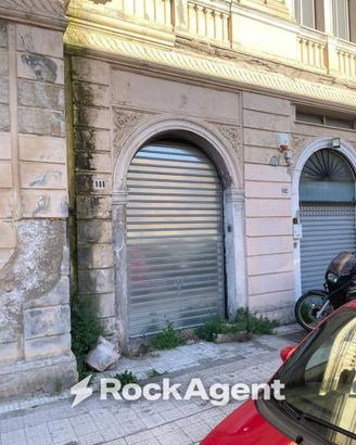 Immobile di 35 m² con 2 locali a Messina