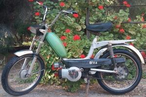 Morini Moto Meteora del '75 + librettino e ricambi