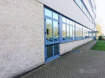 Immobile di 225 m² con 1 locale a Moncalieri