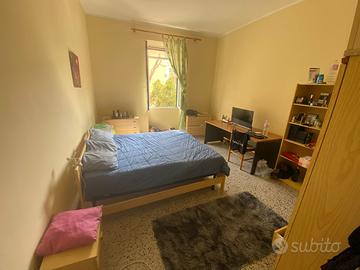 Piazza Repubblica ampia matrimoniale uso singola