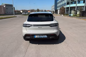 Porsche Macan 2.0 benzina 22