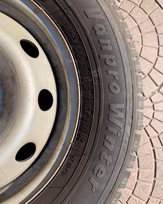 Cerchi + gomme invernali 235/65R 16C
