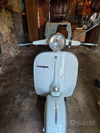VESPA PRIMAVERA 125 