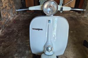 VESPA PRIMAVERA 125 