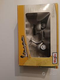 Vespa modellino 