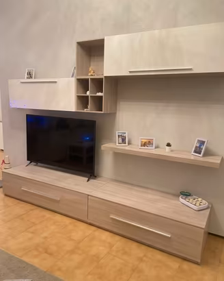 Mobili sala moderna e comodini