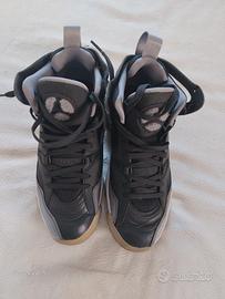 Jordan Jumpman Two Trey - Black / Cement Grey -