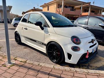 ABARTH 595 del 2017 con 46.000km