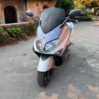 Scooter Tmax