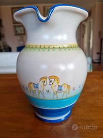 Brocca in ceramica di Vietri