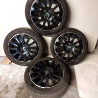 Cerchi in lega Skoda Fabia R16 + gomme Hankook