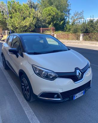 Renault Captur 1.5 dCi Anno 2014 RIGENERATO GARANZ