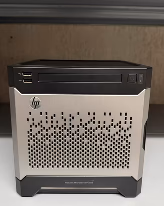 HPe ProLiant MicroServer Gen8 - con SSD e RAM