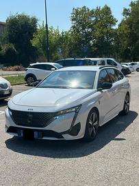 Peugeot 308 GT /ALLURE agosto 2025, 10.500km