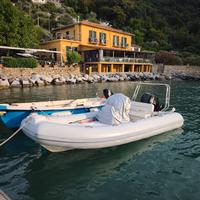 Gommone plastimar 5,2 con motore mercury 4 t 40/60