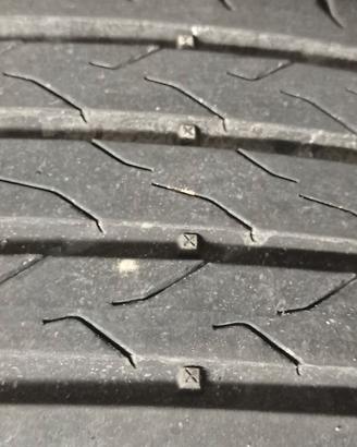 Continental 215/65/R17